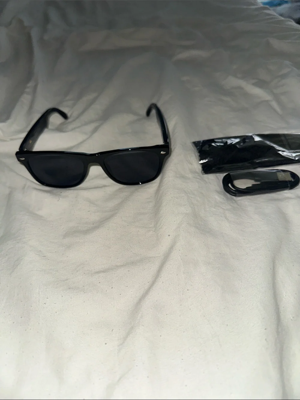 Smart Glasses - Black Wireless Audio Sunglasses